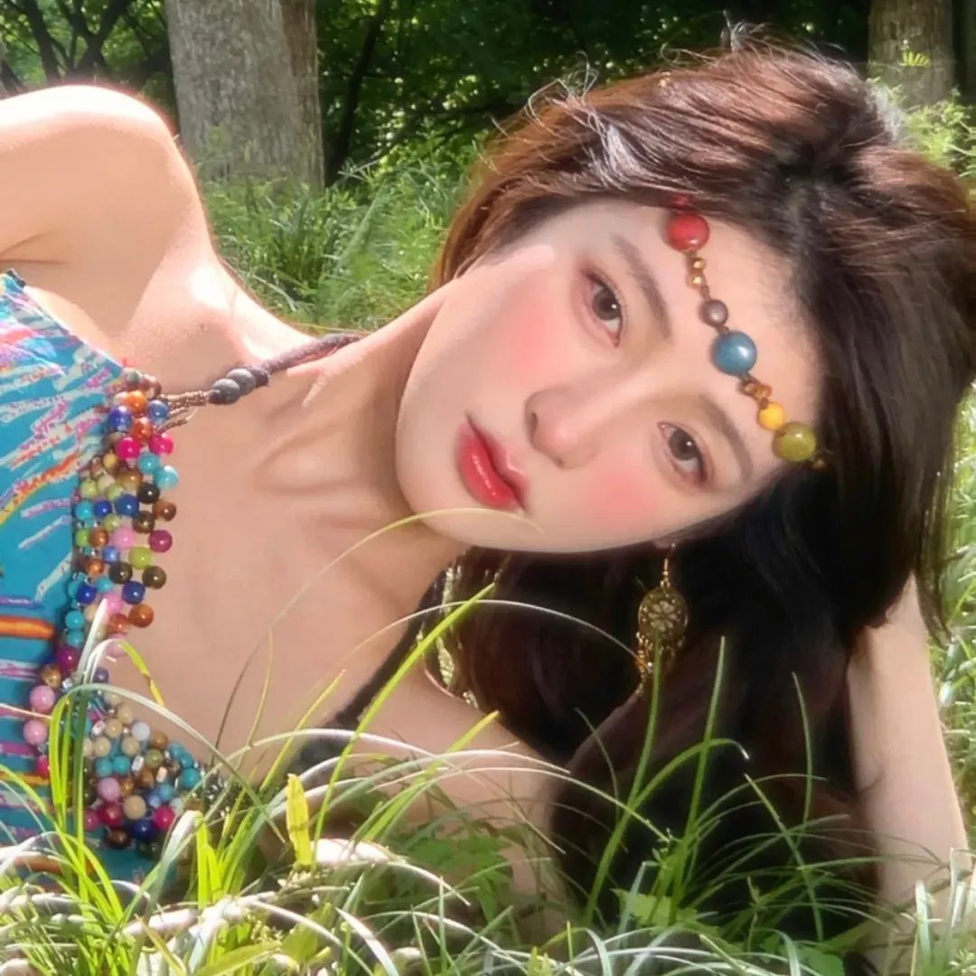 采蘑菇的夫妻